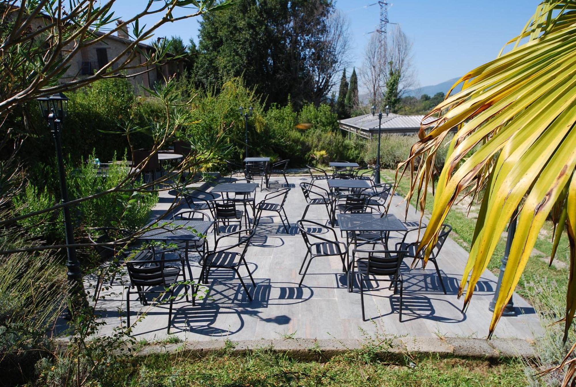 Gasthaus Spoleto By The Pool Exterior foto
