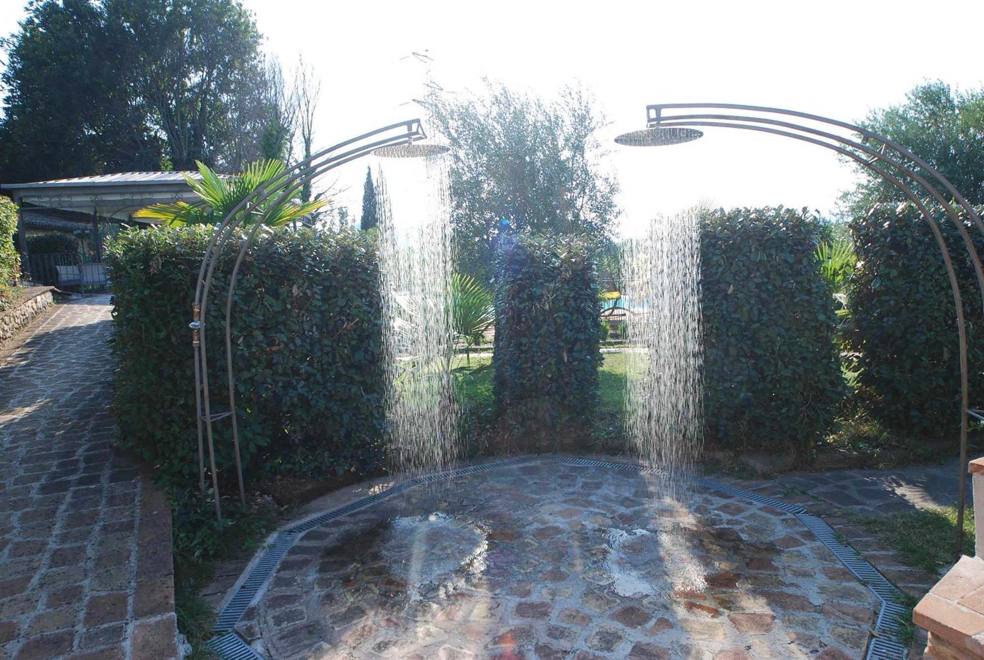Gasthaus Spoleto By The Pool Exterior foto