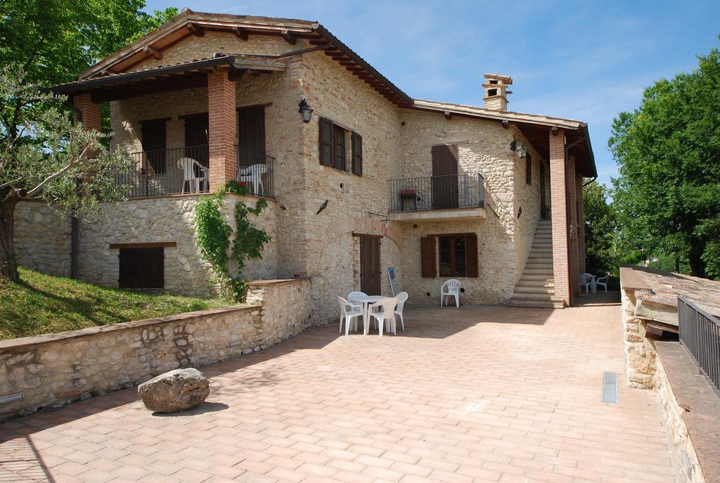 Gasthaus Spoleto By The Pool Exterior foto